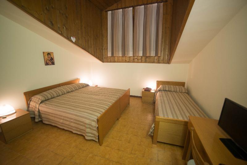 Casa Montana S. Maddalena Otel San Vito di Cadore Dış mekan fotoğraf